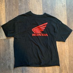 Cropped Honda tshirt